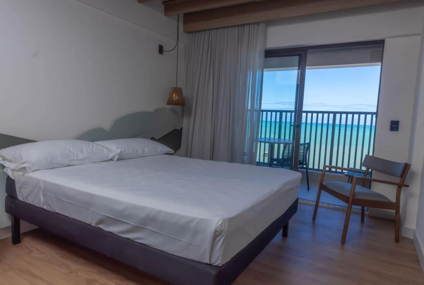 Ibis Styles - O Primeiro Ibis Styles Pe Na Areia Do Brasil